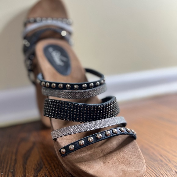 Beautiful wedges women’s size 41 fits USA 9 - Picture 4 of 5